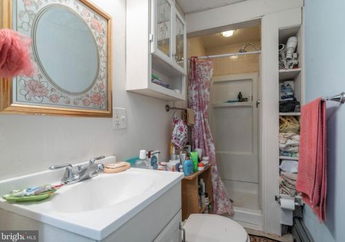 11 4 St, Pottstown PA 19464-5218 exterior