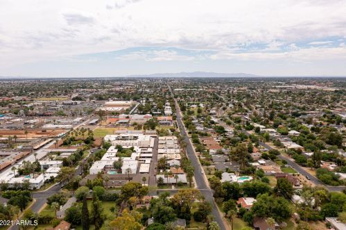 325 Colter St, Phoenix AZ 85018-1536 exterior