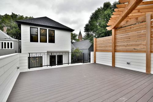 4841 Oakley Ave, Chicago IL 60659-5208 exterior