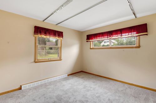 525 103, Milwaukee WI 53226-4315 exterior