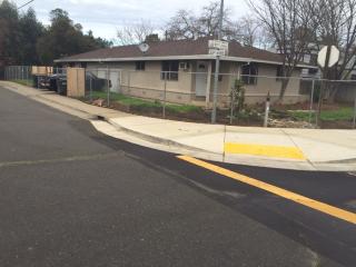 3947 43rd Ave, Sacramento CA  95824-3704 exterior