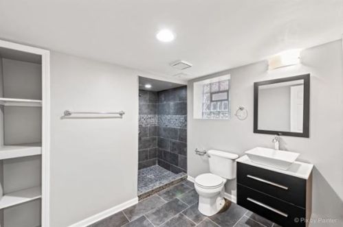 24 138th St, Chicago IL 60827-1661 exterior