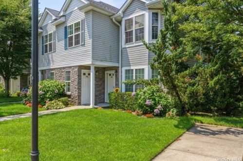 306 Medea Way, Central Islip, NY 11722-4541