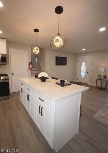 104 Elmora Ave, Cranford NJ 07016-1939 exterior