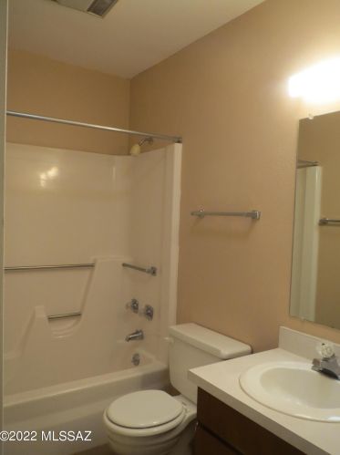 1157 Alpine Cir, Green Valley AZ 85614-1830 exterior