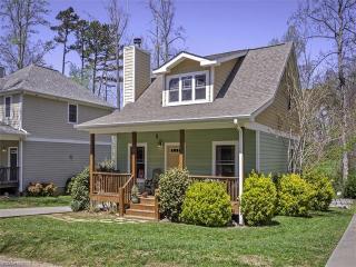 14 Lamar Ave, Asheville NC  28803-8608 exterior