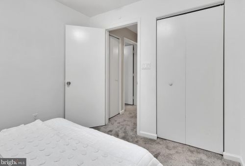 11337 Morning Gate Dr, Rockville MD  20852-3145 exterior