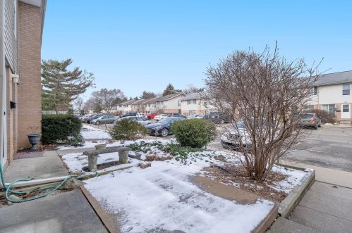 3449 Kenbrooke Ct, Kalamazoo MI  49006-5434 exterior