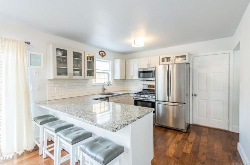 104 Autumn Dr, Poughkeepsie NY 12603-5616 exterior