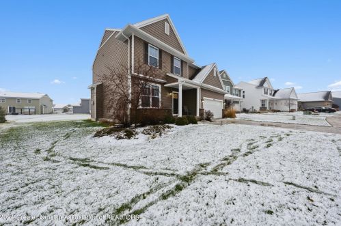 4112 Presidents Way, Dewitt, MI 48820-7883