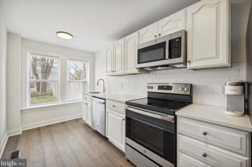 404 Cherry St, Pottstown PA  19464-5936 exterior