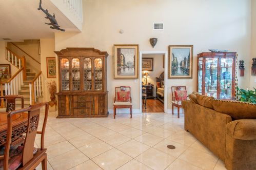 425 Fairway Lndg, Fort Pierce FL 34986-2166 exterior