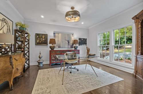 4152 Club Dr, Atlanta GA 30319-1116 exterior