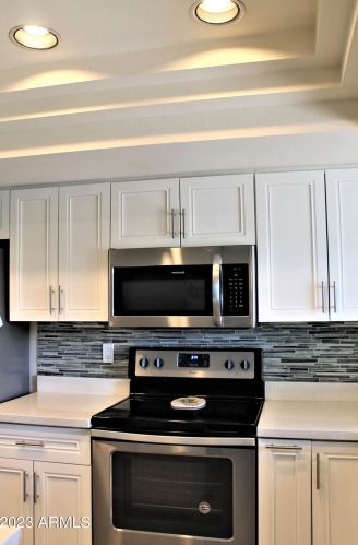 13046 37 Ave, Phoenix AZ 85053-7610 exterior