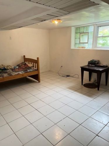 6438 Claremont Ave, Chicago IL 60625-1812 exterior