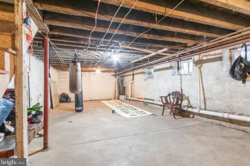 5035 Cedar Ave, Philadelphia PA 19143-1653 exterior