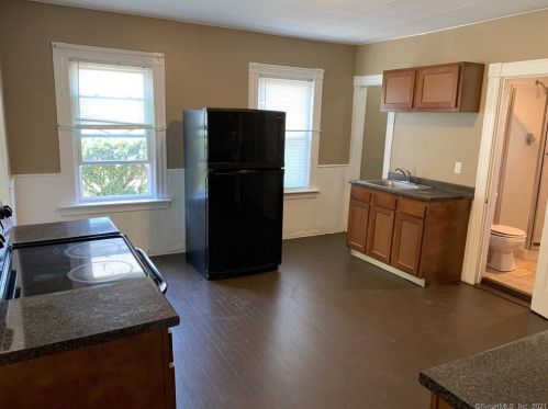 26 West St, New Britain CT  06051-1221 exterior