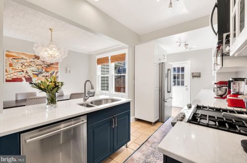 1218 Fairmont St, Washington DC  20009-5322 exterior