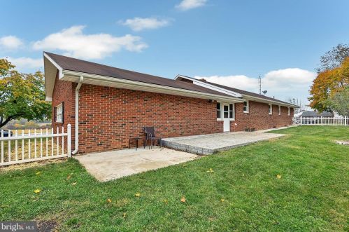 2345 Carlisle Pike, Hanover PA  17331-8777 exterior