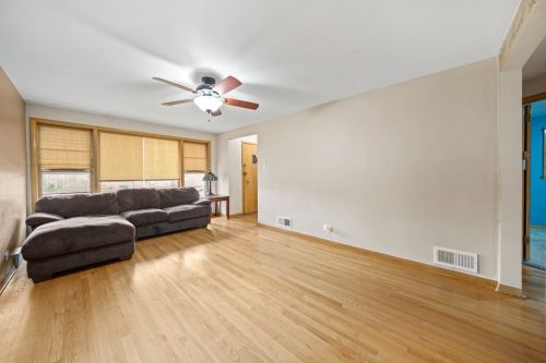 5838 59th St, Chicago IL 60629-3907 exterior