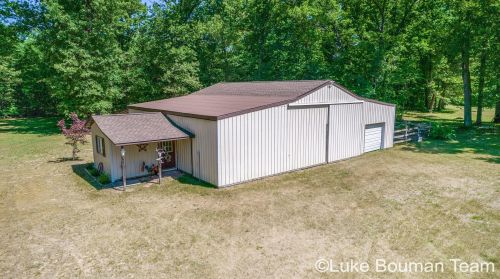 1771 51 St, Fennville MI 49408-9568 exterior