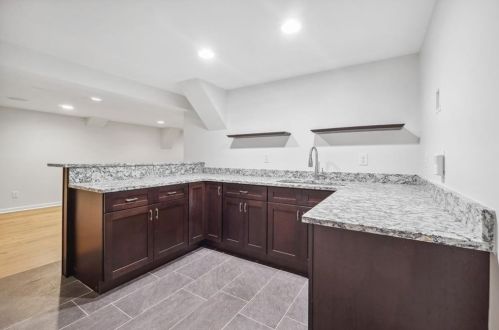 2286 Capehart Cir, Atlanta GA  30345-1606 exterior