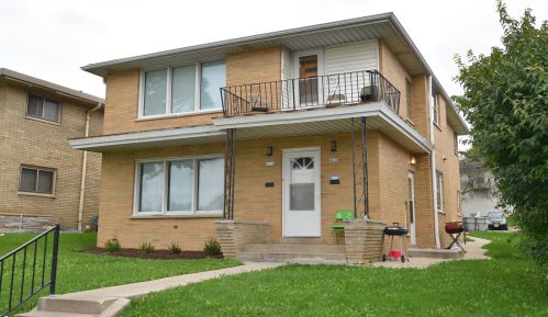 4036 92nd St, Milwaukee, WI 53228-2130