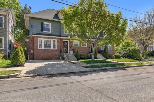 183 Elmgrove Ave, Providence, RI 02906-4240