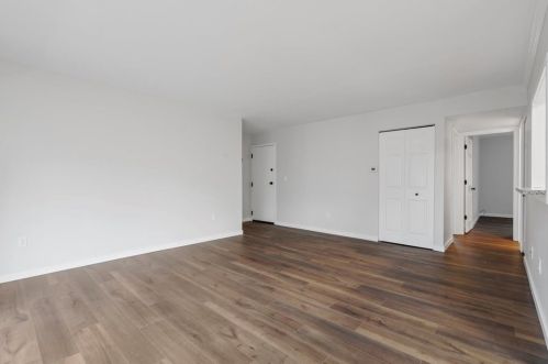 5090 Sanlin Dr, Moon Twp PA  15108-2878 exterior