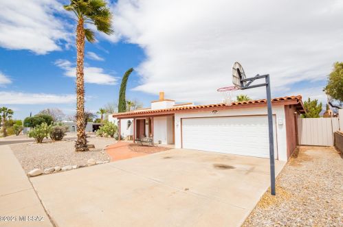 9003 7th St, Tucson, AZ 85710-3005