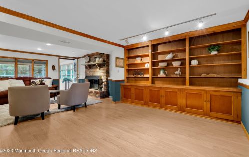 442 Frank Applegate Rd, Jackson Twp NJ 08527-2454 exterior