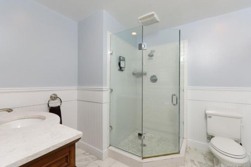 15 Deforest Rd, Wilton CT 06897-1908 exterior