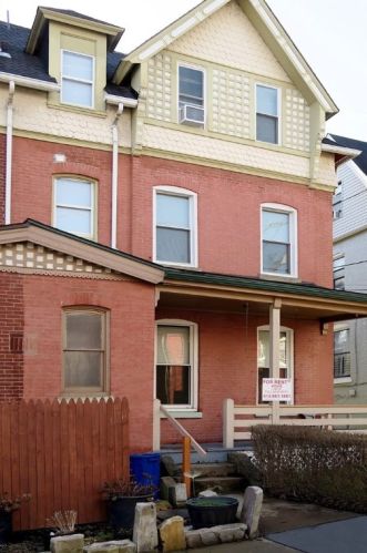 220 Coltart Ave, Pittsburgh, PA 15213-3102