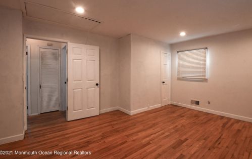 3225 Kickapoo Ave, Point Pleasant Beach NJ 08742-3429 exterior