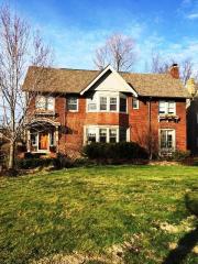 2683 Saint James Pkwy, Cleveland OH  44106-3641 exterior