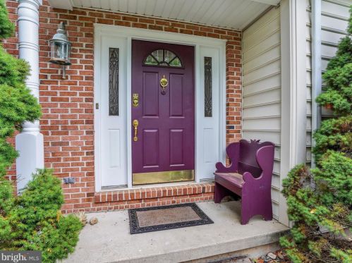 202 Norwegian Woods Dr, Primrose, PA 17901-9147