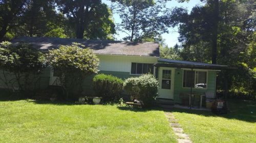 30 River Rd, Tunkhannock, PA 18657-5817