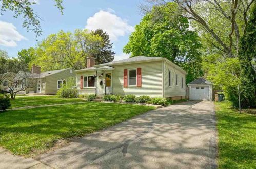 54 Midvale Blvd, Madison, WI 53705-5005