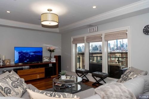 53 Eton Row, Union City NJ 07086 exterior