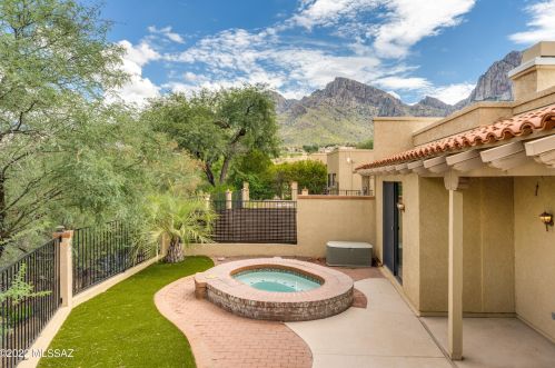 1035 Camino Diestro, Tucson AZ 85704-7694 exterior