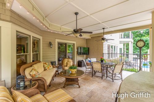 2041 Tall Pne Dr, Grand Rapids MI exterior