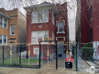 4735 Drake Ave, Chicago IL  60625-5815 exterior