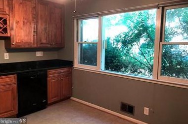 6509 Old Chesterbrook Rd, Mc Lean VA  22101-4608 exterior