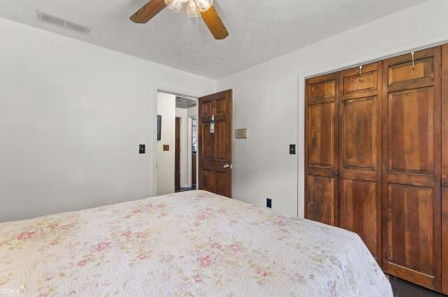 5872 Margaret Cir, Atlanta GA 30349-6171 exterior