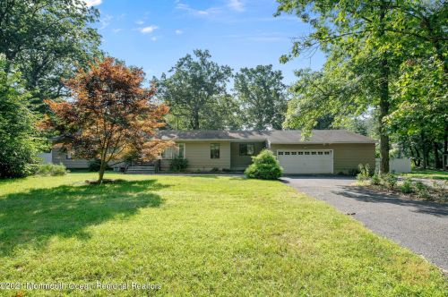 213 Jackson Pines Rd, Jackson Twp, NJ 08527-2947