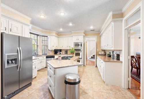 1611 Lodge Falls Ct, Humble TX 77345-1881 exterior