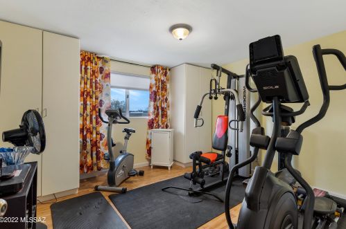 7117 Camino De Los Caballos, Tucson AZ 85743-9689 exterior