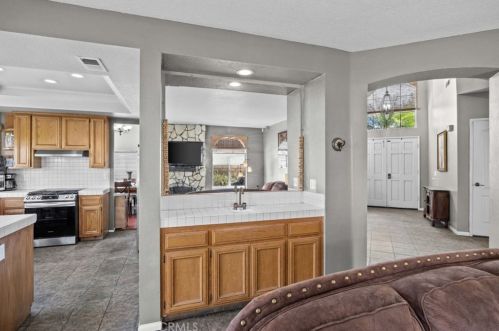 11569 Allwood Dr, Riverside CA 92503-0802 exterior