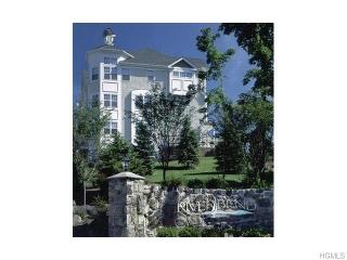 222 Northview Ct, Peekskill NY  10566-4441 exterior