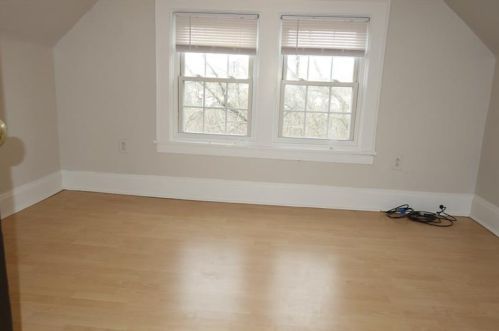 1027 Mirror St, Pittsburgh PA 15217-2645 exterior